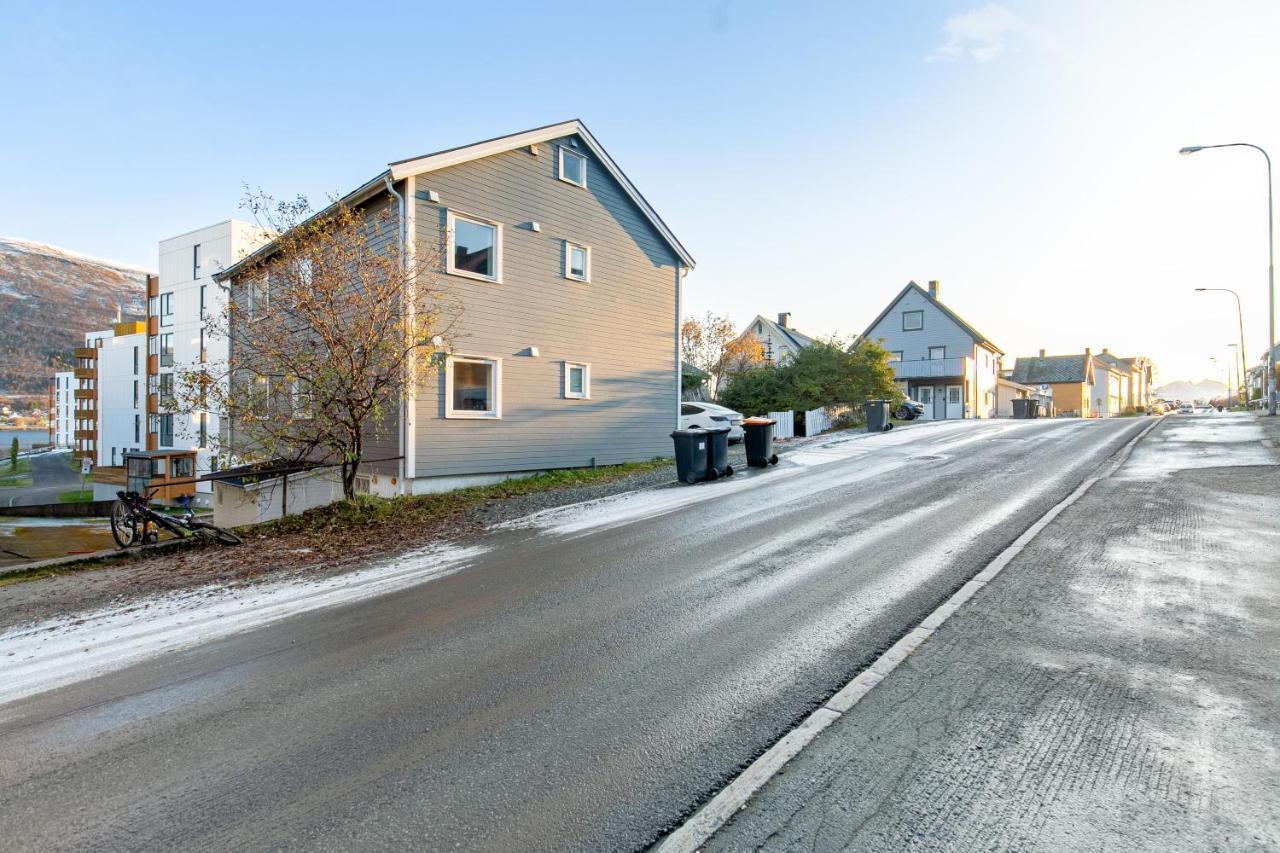 Luxury Apartement Close To City Centre With Free Parking Tromsø Kültér fotó